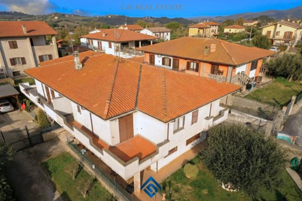 appartamento in vendita a Vejano