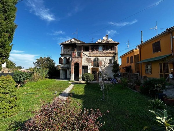 casa indipendente in vendita a Vetralla in zona Cura di Vetralla