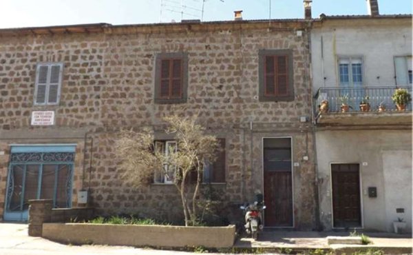 appartamento in vendita a Vetralla in zona La Botte
