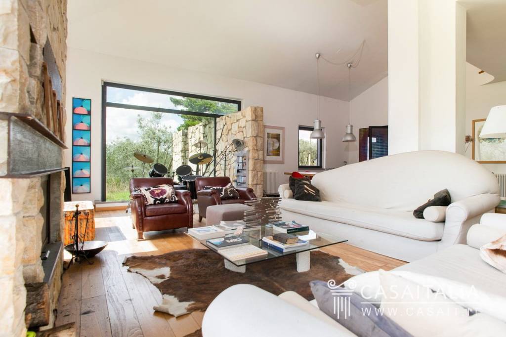 casa indipendente in vendita a Vetralla