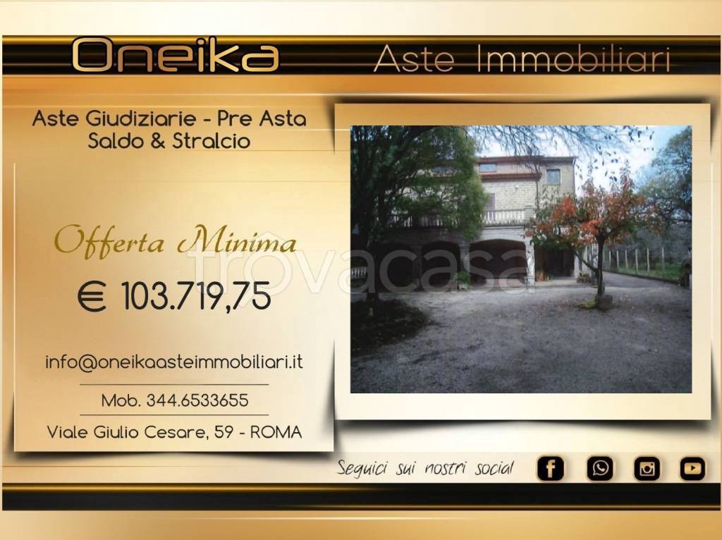 casa indipendente in vendita a Vetralla