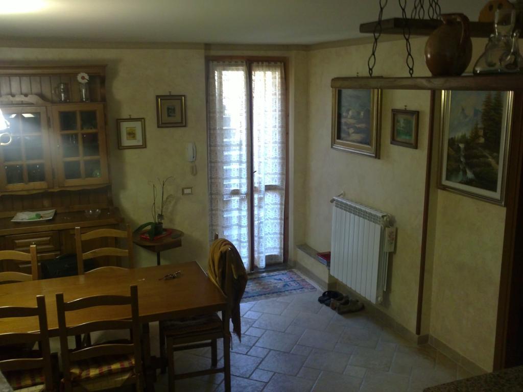 casa indipendente in vendita a Vetralla