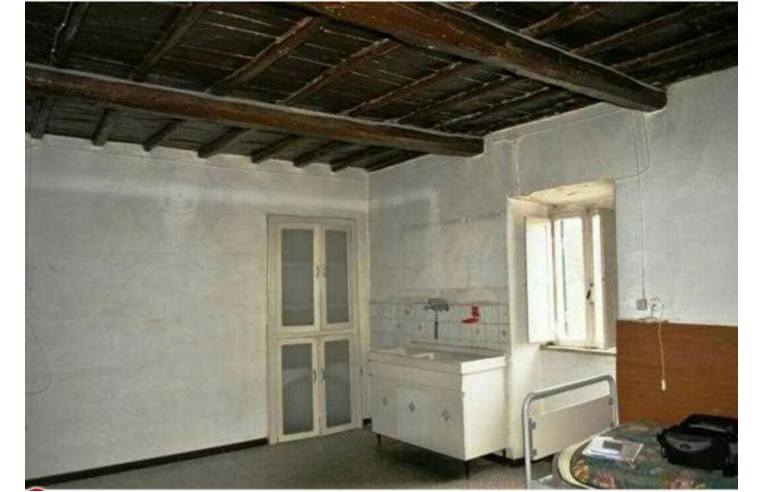 casa indipendente in vendita a Vetralla
