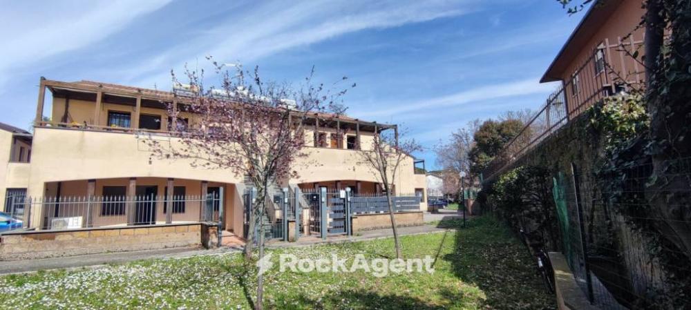 appartamento in vendita a Vetralla in zona Cura di Vetralla