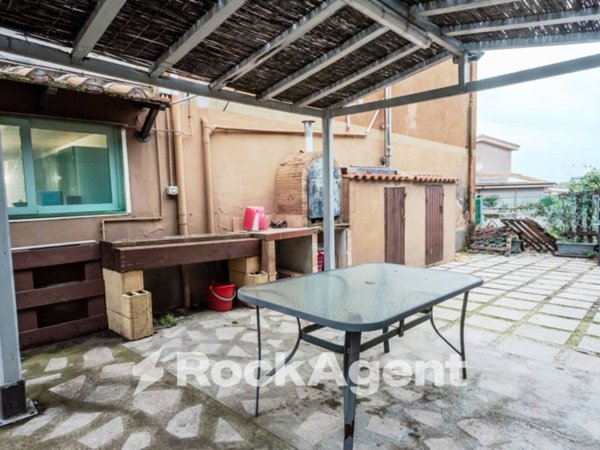 appartamento in vendita a Vetralla in zona Tre Croci