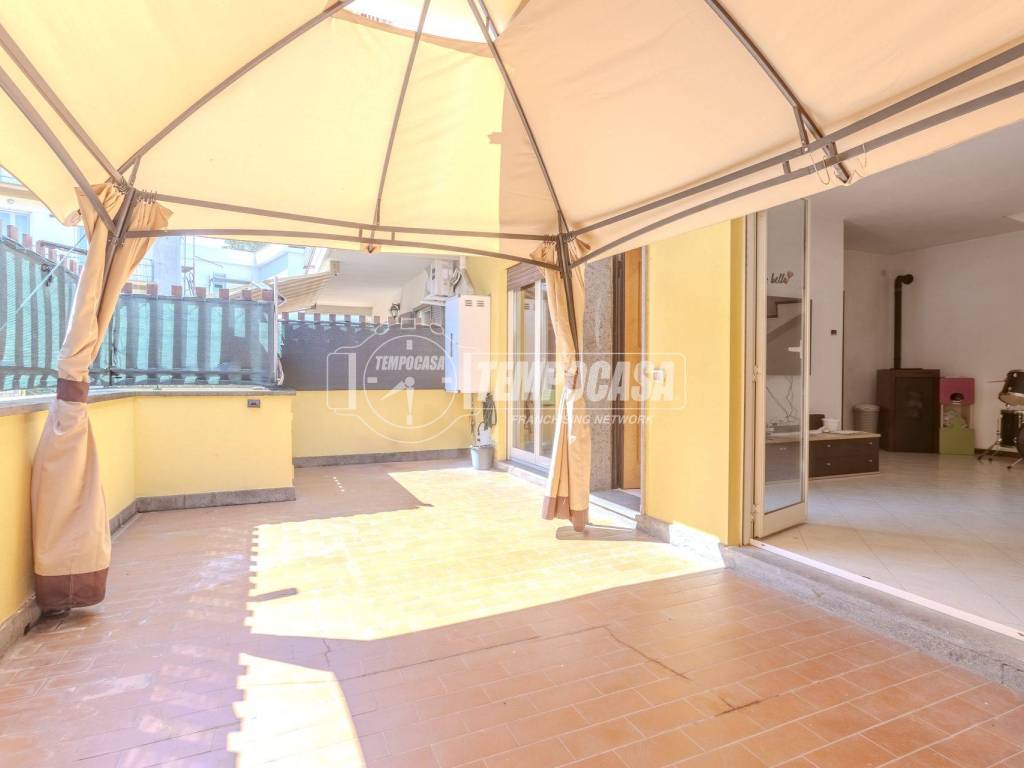 casa indipendente in vendita a Vetralla in zona Cura di Vetralla