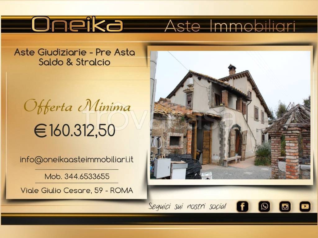 casa indipendente in vendita a Vetralla