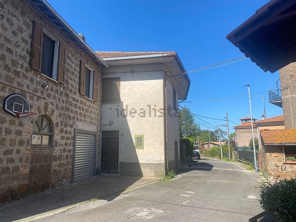 appartamento in vendita a Vetralla in zona La Botte