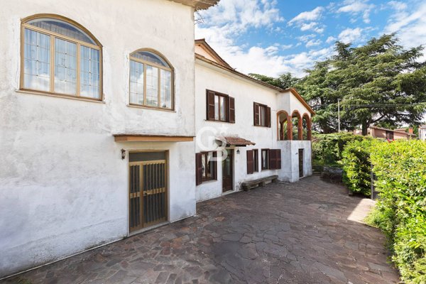 casa indipendente in vendita a Vetralla in zona Tre Croci