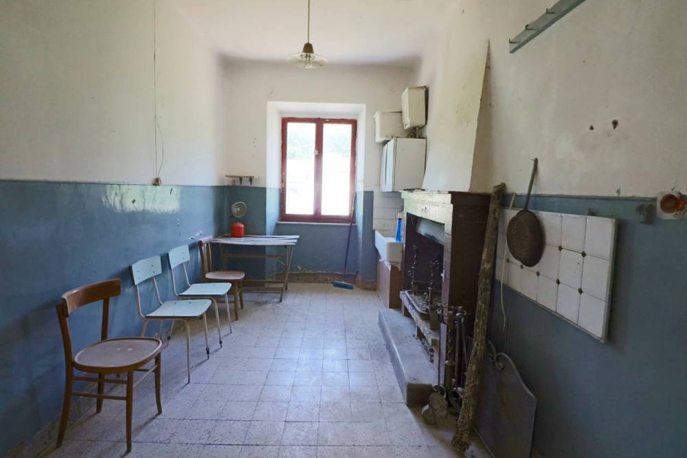 appartamento in vendita a Vetralla in zona Tre Croci