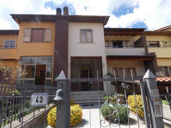 quadrivano in vendita a Vetralla