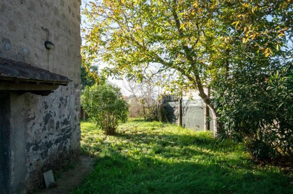 casa indipendente in vendita a Vetralla in zona Tre Croci