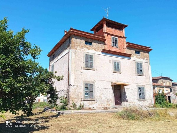 casa indipendente in vendita a Vetralla in zona La Botte