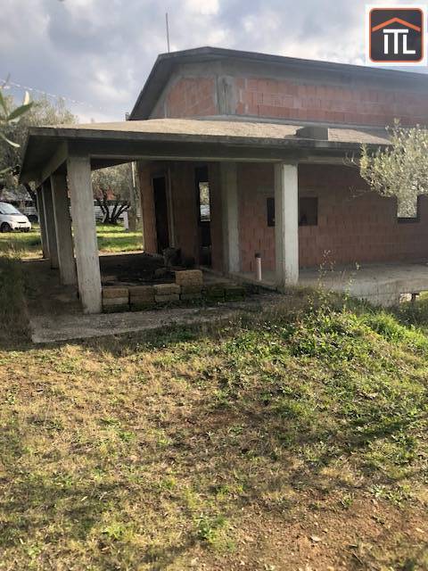casa indipendente in vendita a Vetralla