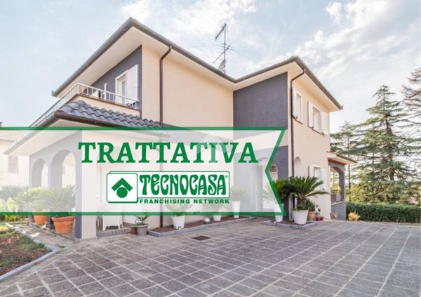 casa indipendente in vendita a Vetralla in zona Tre Croci