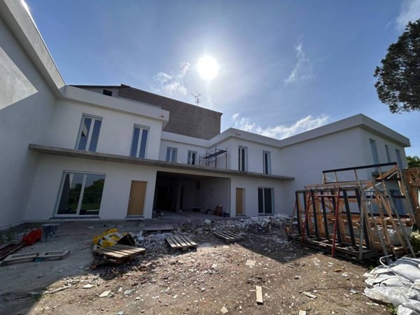 casa indipendente in vendita a Vetralla in zona Cura di Vetralla