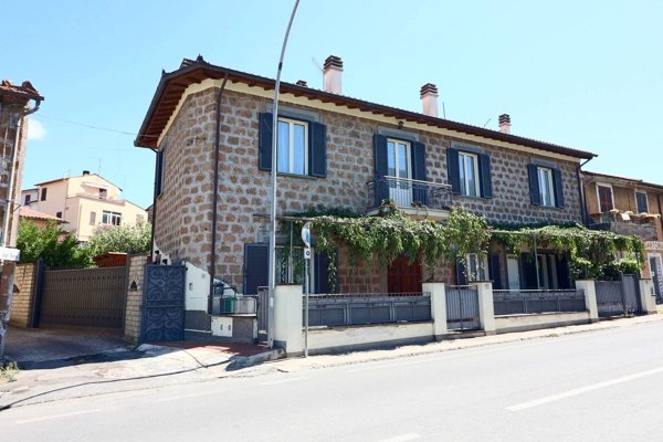 appartamento in vendita a Vetralla in zona La Botte