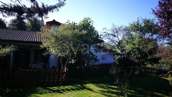 casa indipendente in vendita a Vetralla