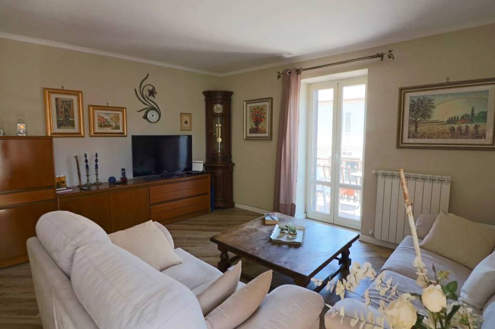 casa indipendente in vendita a Vetralla in zona La Botte