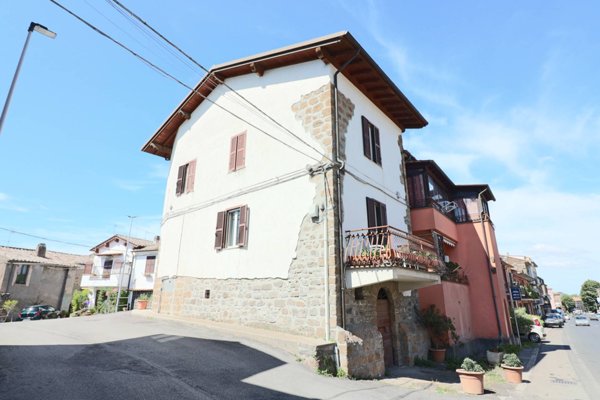 casa indipendente in vendita a Vetralla in zona La Botte