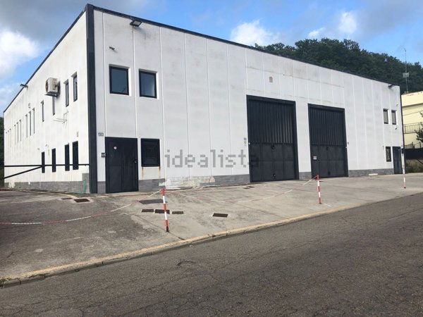 locale di sgombero in vendita a Vetralla in zona La Botte