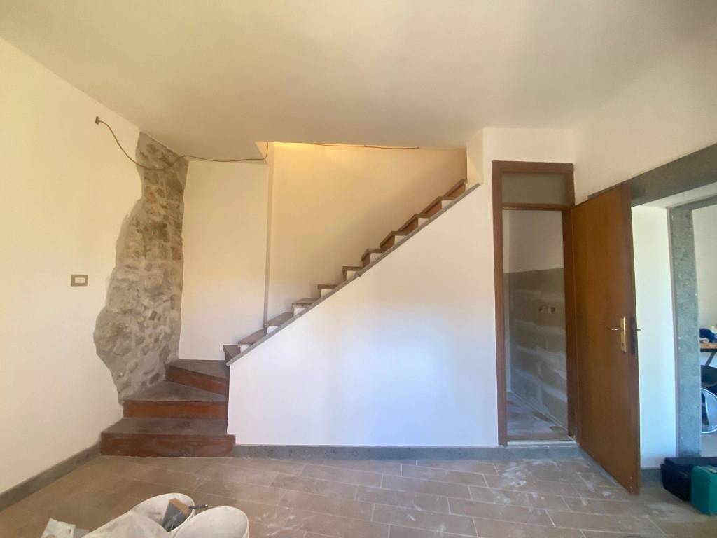 casa indipendente in vendita a Vetralla