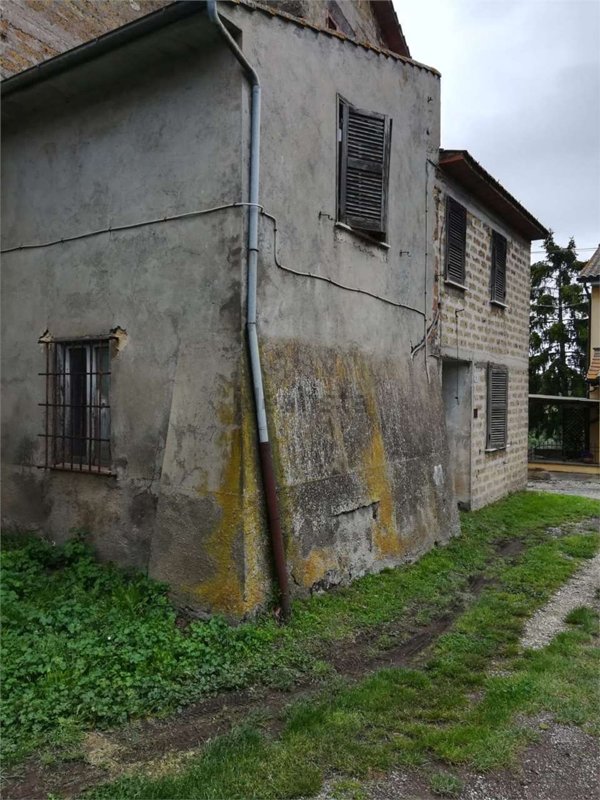 appartamento in vendita a Vetralla in zona Mazzocchio