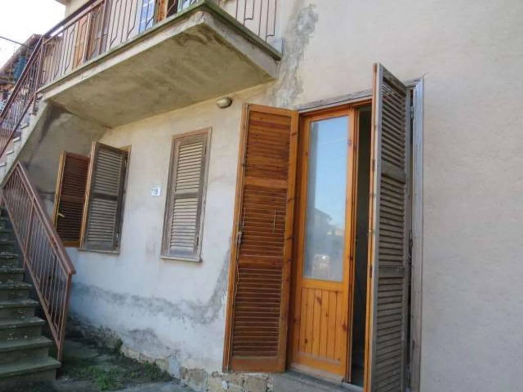 appartamento in vendita a Vetralla in zona Tre Croci