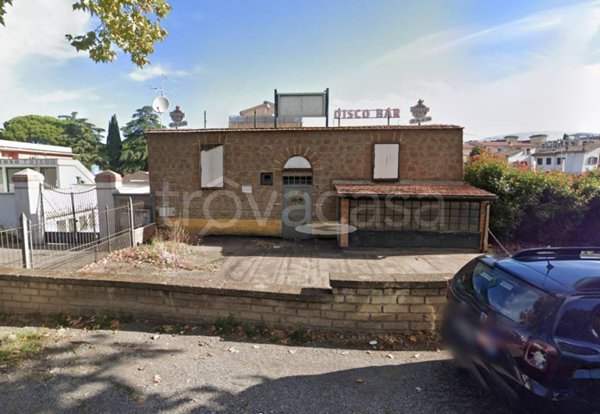 negozio in vendita a Vetralla