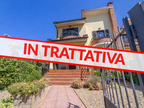 casa indipendente in vendita a Vetralla in zona Cura di Vetralla