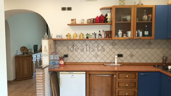 casa indipendente in vendita a Vetralla