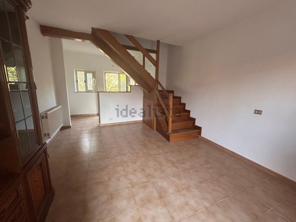 appartamento in vendita a Vetralla in zona Cura di Vetralla