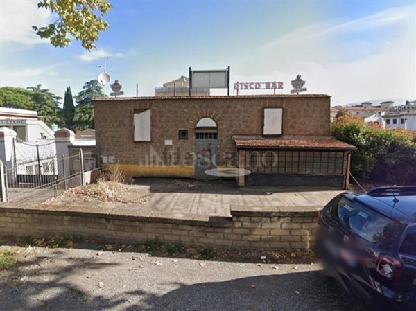 intera palazzina in vendita a Vetralla