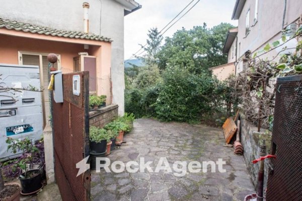 appartamento in vendita a Vetralla in zona La Botte