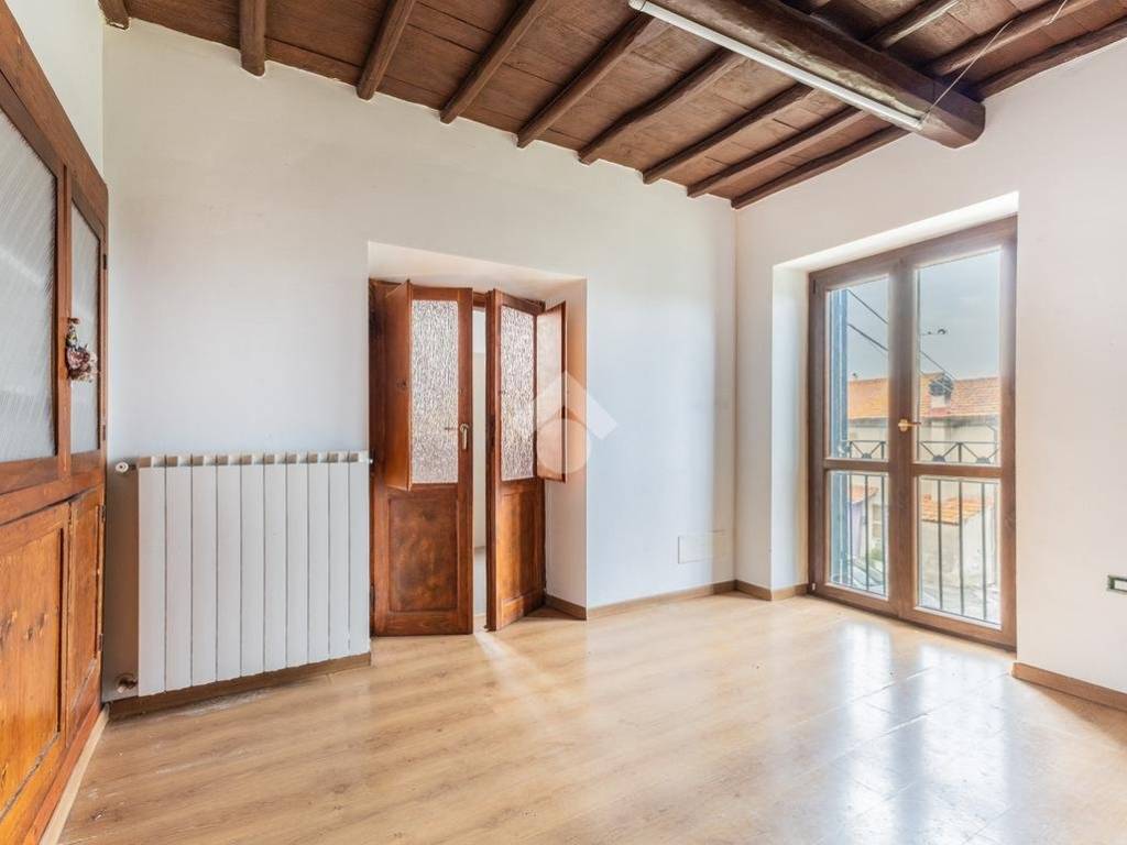 casa semindipendente in vendita a Vetralla in zona Mazzocchio