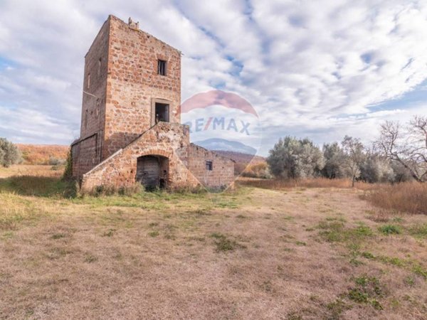 casa indipendente in vendita a Vetralla
