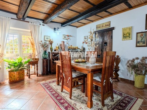 casa indipendente in vendita a Vetralla in zona Cura di Vetralla