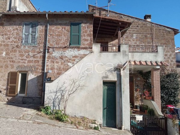 appartamento in vendita a Vetralla in zona La Botte