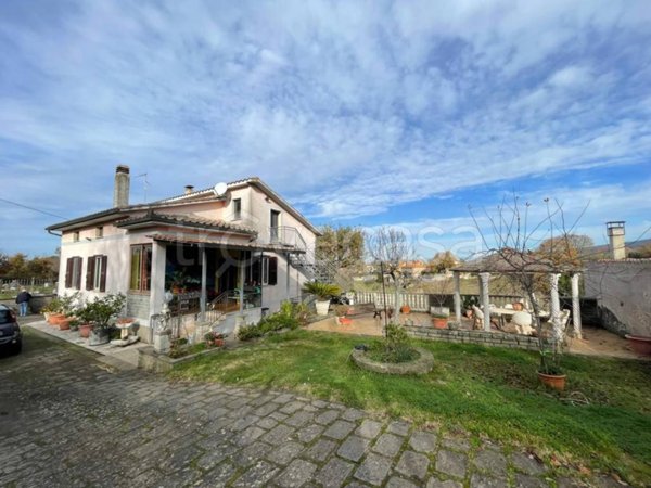 terreno agricolo in vendita a Vetralla in zona Cura di Vetralla