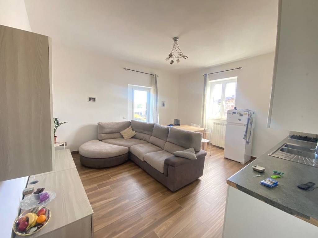 appartamento in vendita a Vetralla in zona Mazzocchio