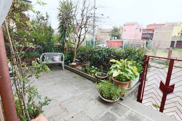 casa indipendente in vendita a Vetralla