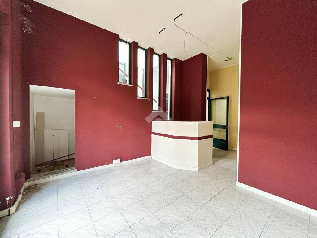 negozio in vendita a Vetralla