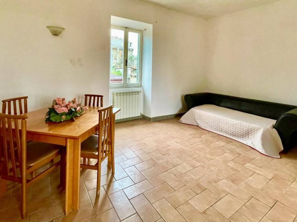 appartamento in vendita a Vetralla in zona La Botte