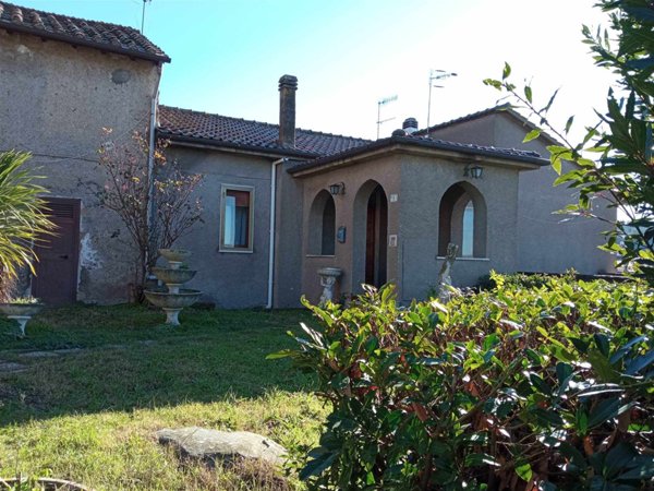 appartamento in vendita a Vetralla in zona La Botte