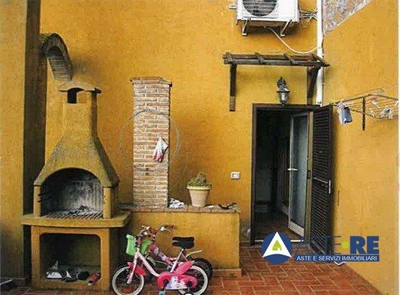 appartamento in vendita a Vetralla in zona Tre Croci