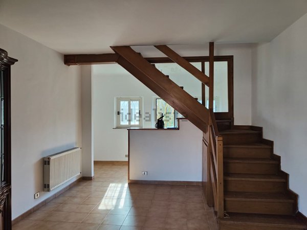 appartamento in vendita a Vetralla in zona Cura di Vetralla