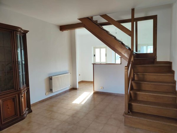 appartamento in vendita a Vetralla in zona Cura di Vetralla