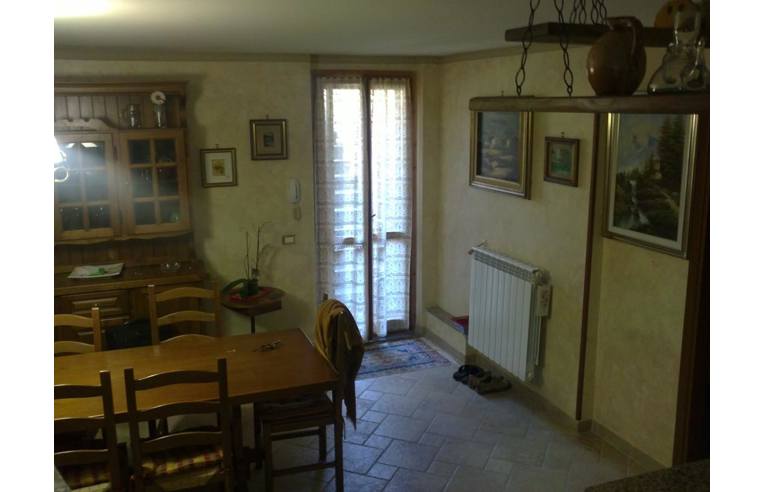 casa indipendente in vendita a Vetralla