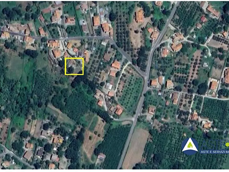 locale di sgombero in vendita a Vetralla in zona La Botte