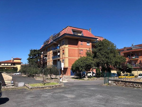 appartamento in vendita a Vetralla in zona Cura di Vetralla